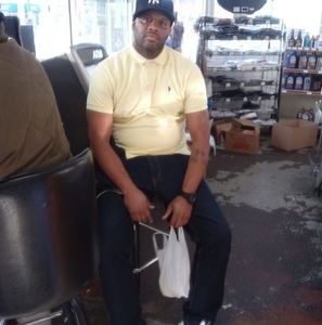 Meet your Posher, Derron